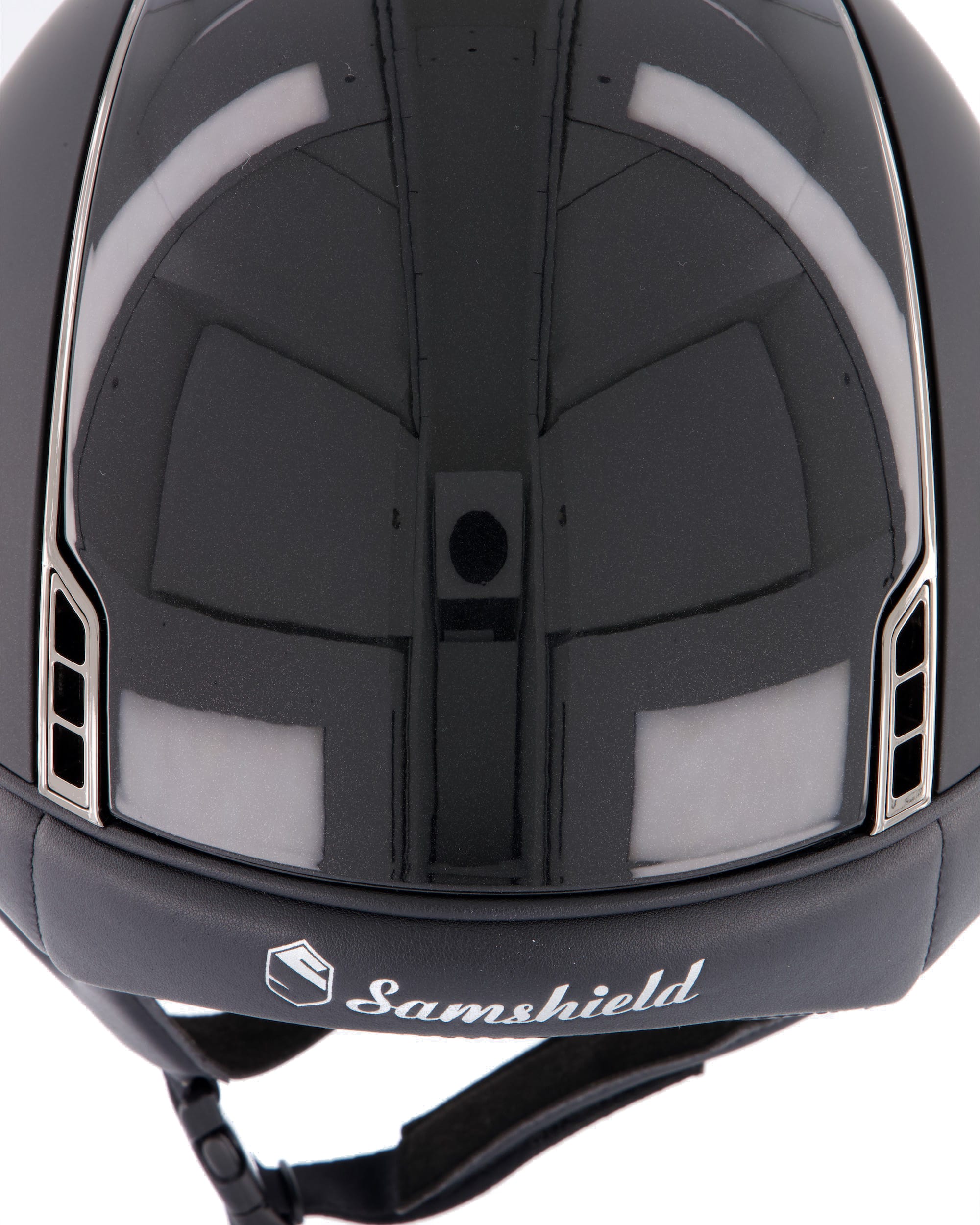  Miss Shield Shadowmatt Black, Top Shadow Glossy Metallic Black, Frontal Band Crystal Fabric Swarovski Black, Trim Chrome Black, Blason Chrome Black